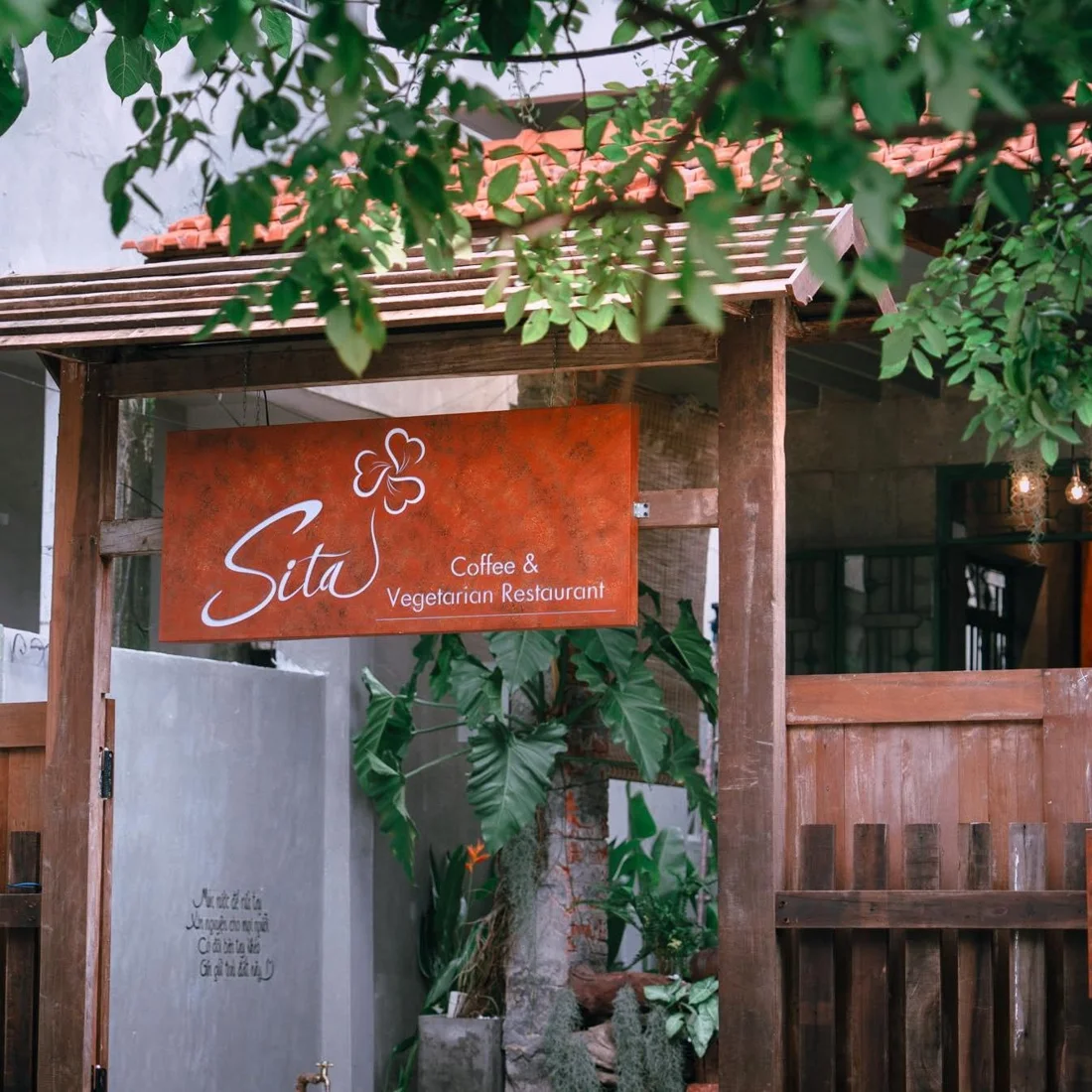 Sitaの店先、48 Trần Duy Chiến, ダナン