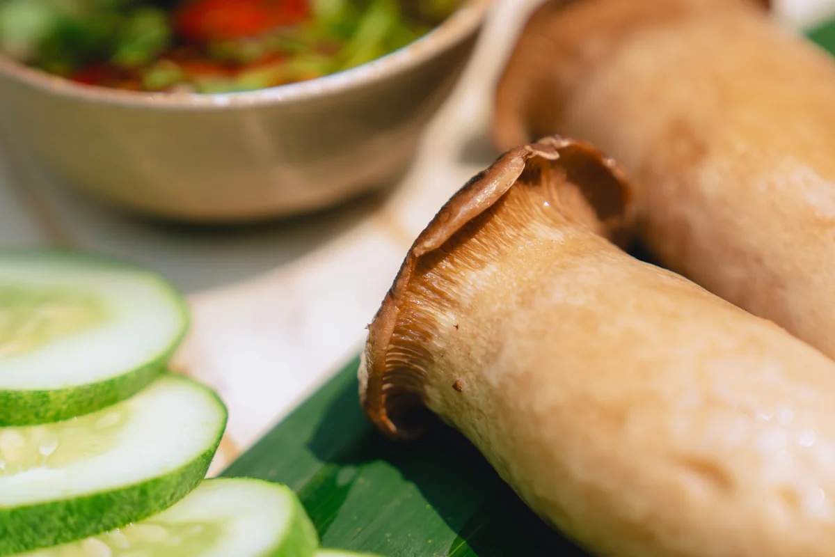野菜から生まれるやさしい料理 · Sita Coffee & Vegetarian Restaurant